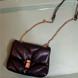 Elegant Black Quilted Chain Bag